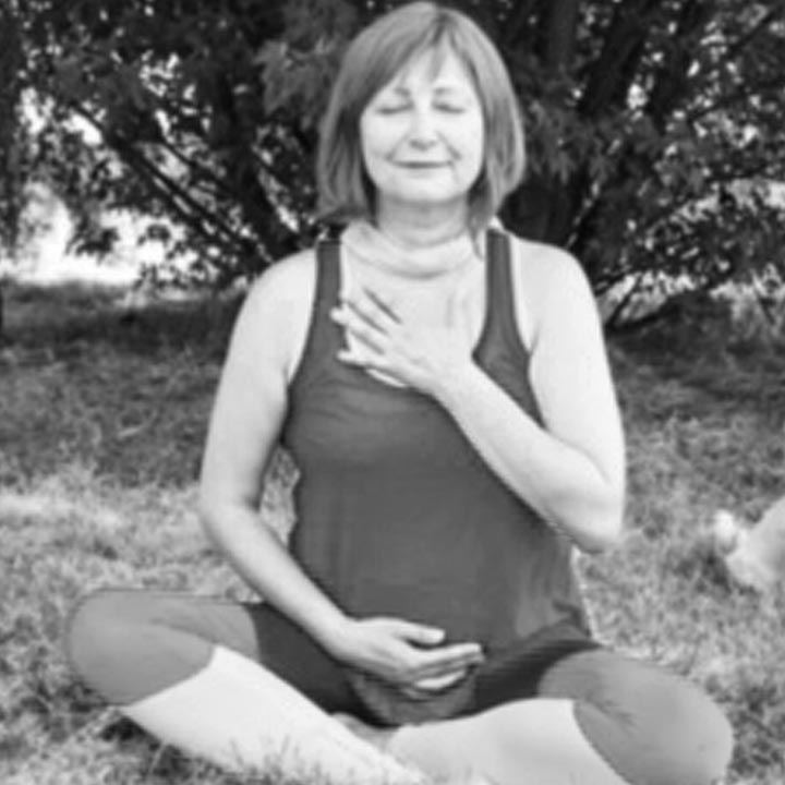 Nina Rashid - Sadhana Wellbeing - Yoga Teacher